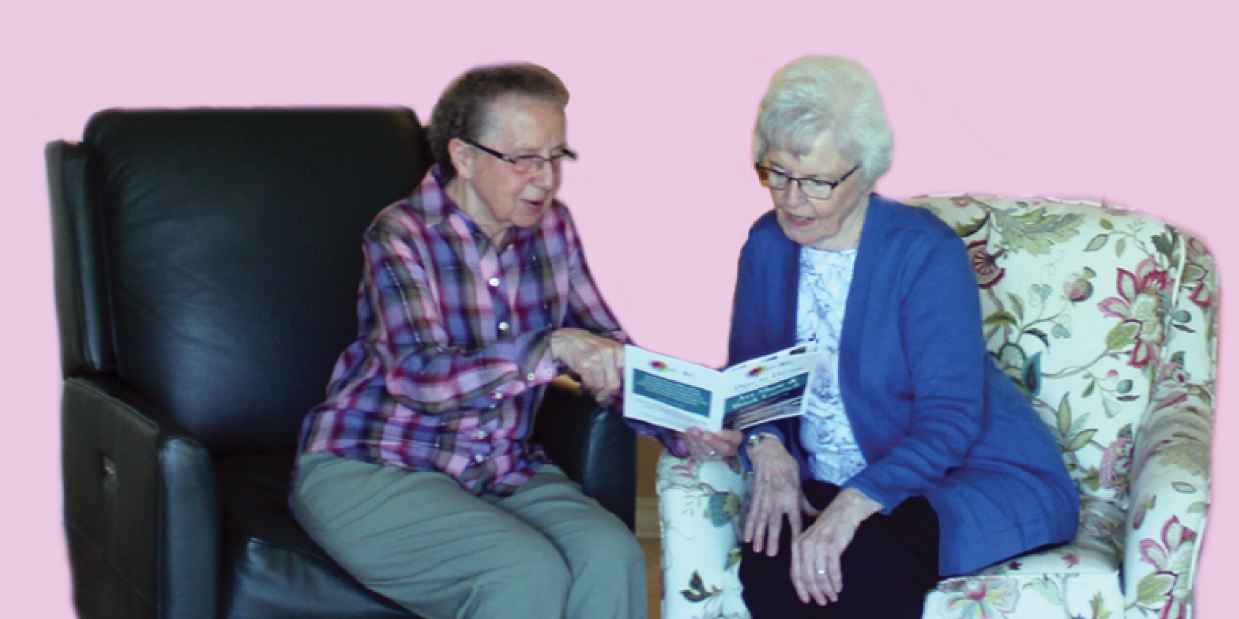 MC 2026.07.25 Home page #1 Two women reading a book